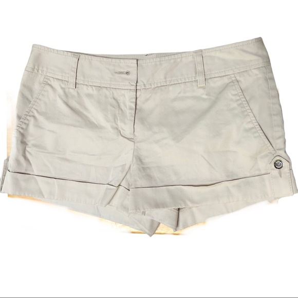 EUC Express Design Studio Khaki Shorts Sz 6